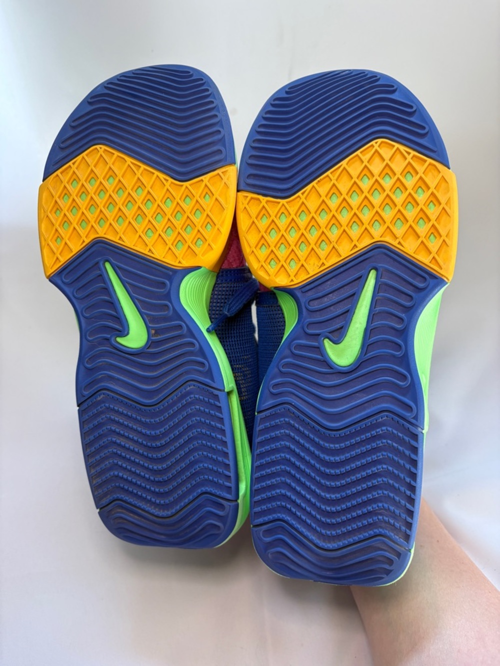 Nike LeBron Witness 8 I Promise School  Size Men 8.5 Women 10.5 - Picture 9 of 9